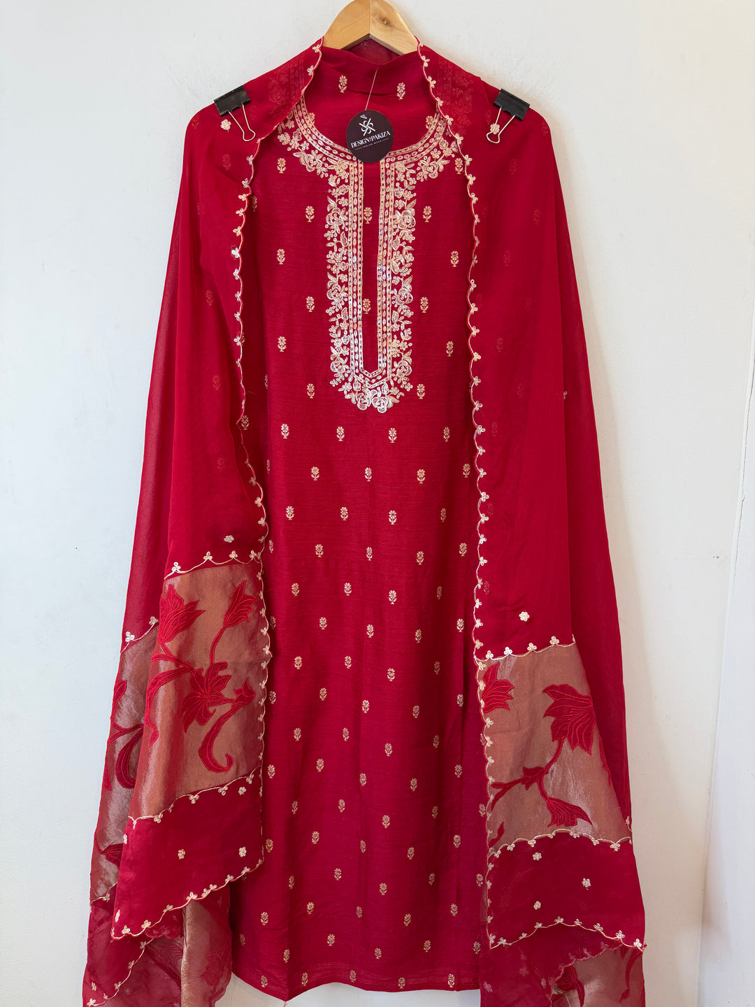 Amaina – Raw Silk Dori Work Suit