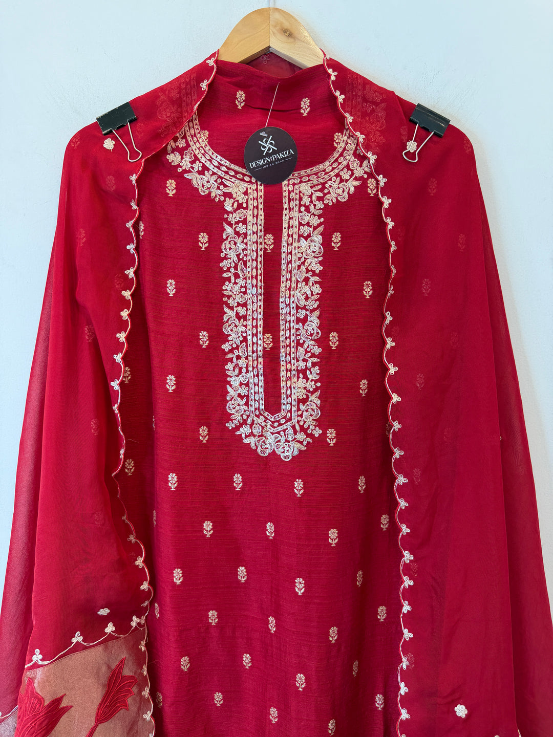 Amaina – Raw Silk Dori Work Suit