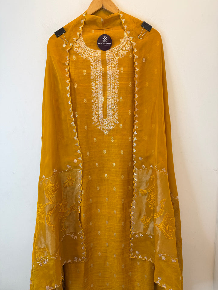 Amaina – Raw Silk Dori Work Suit