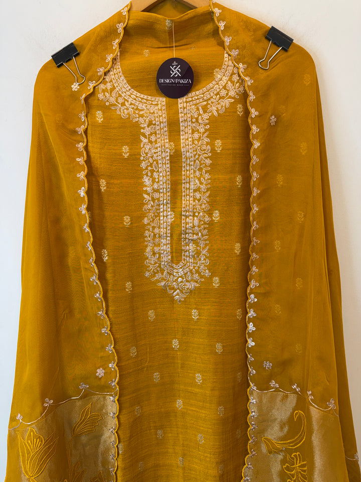 Amaina – Raw Silk Dori Work Suit