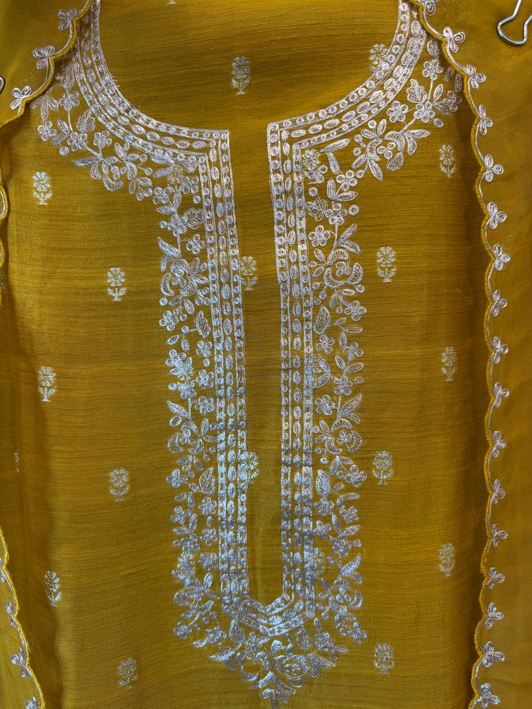 Amaina – Raw Silk Dori Work Suit