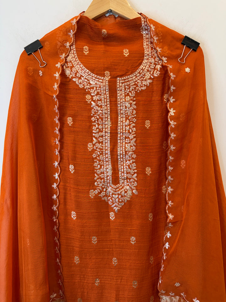 Amaina – Raw Silk Dori Work Suit