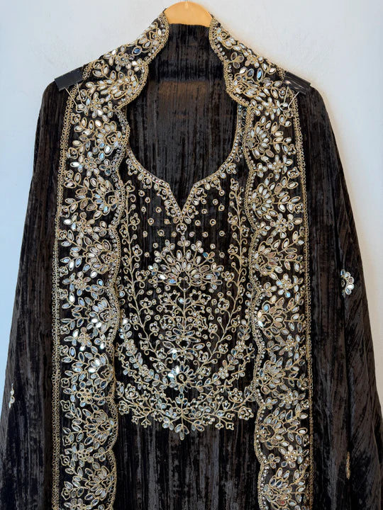 Reynah – Crushed Velvet Mirror Dori Suit