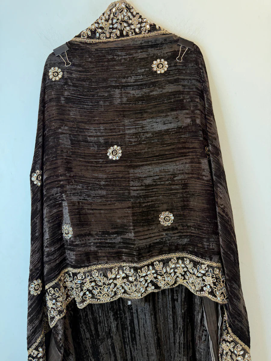 Reynah – Crushed Velvet Mirror Dori Suit