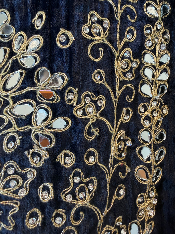 Reynah – Crushed Velvet Mirror Dori Suit