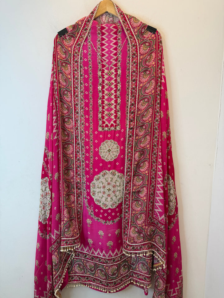 Arvisha – Crepe Digital Handwork Suit