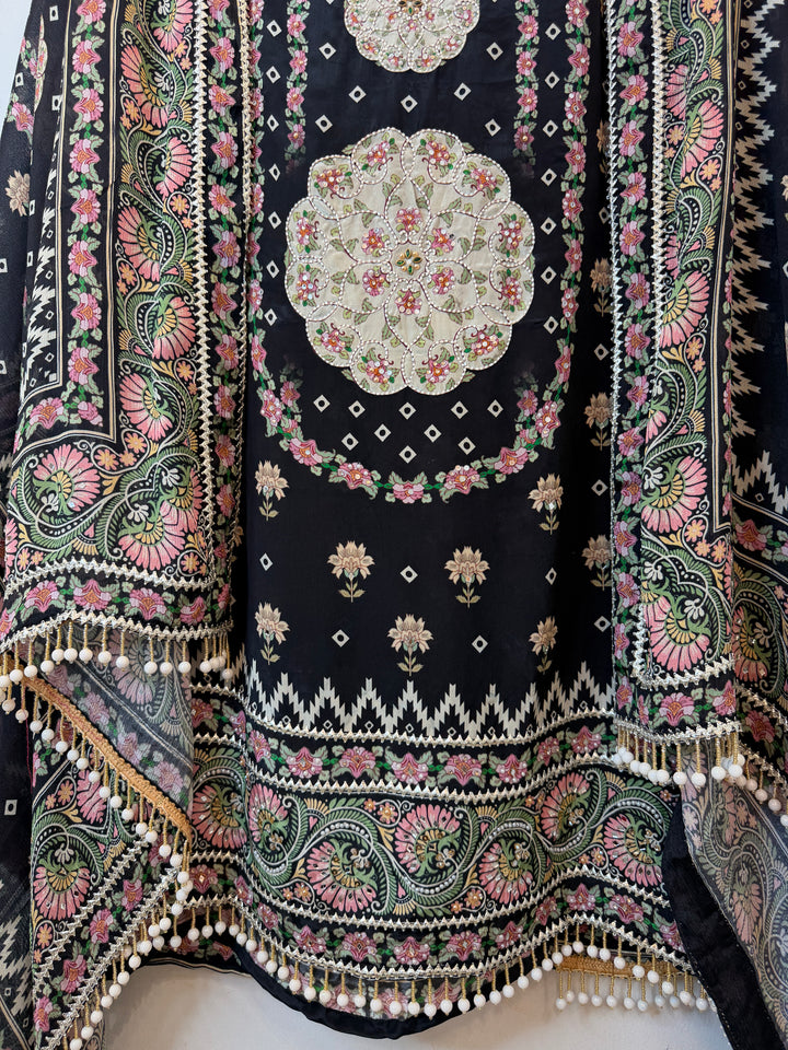 Arvisha – Crepe Digital Handwork Suit