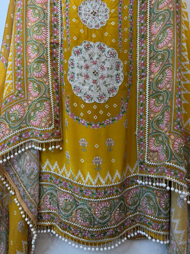 Arvisha – Crepe Digital Handwork Suit