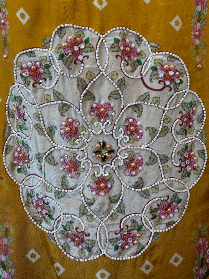 Arvisha – Crepe Digital Handwork Suit