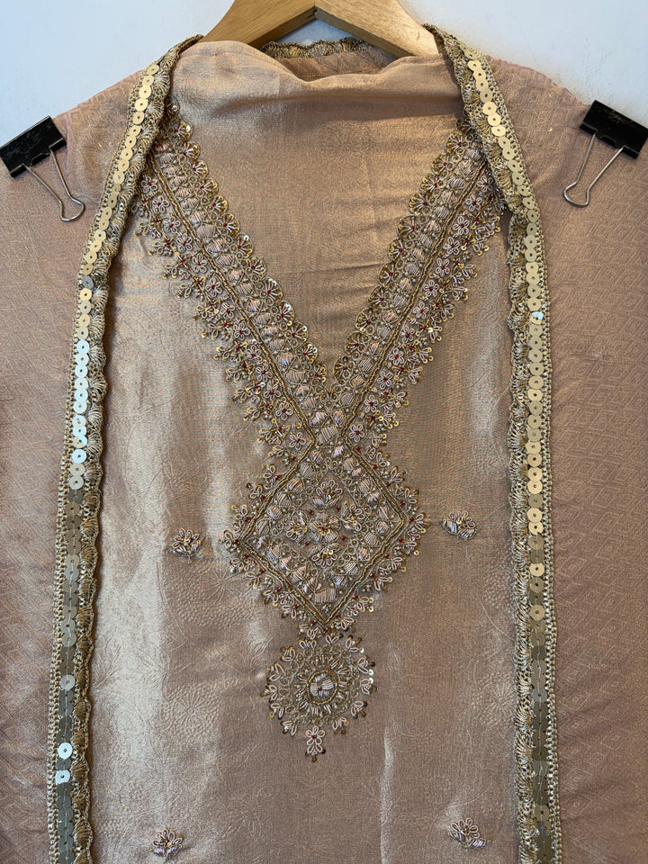 Zarifa – Self-Weaved Tissue Suit