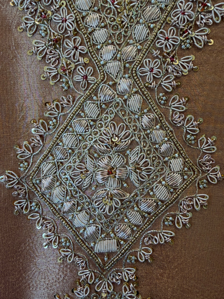 Zarifa – Self-Weaved Tissue Suit