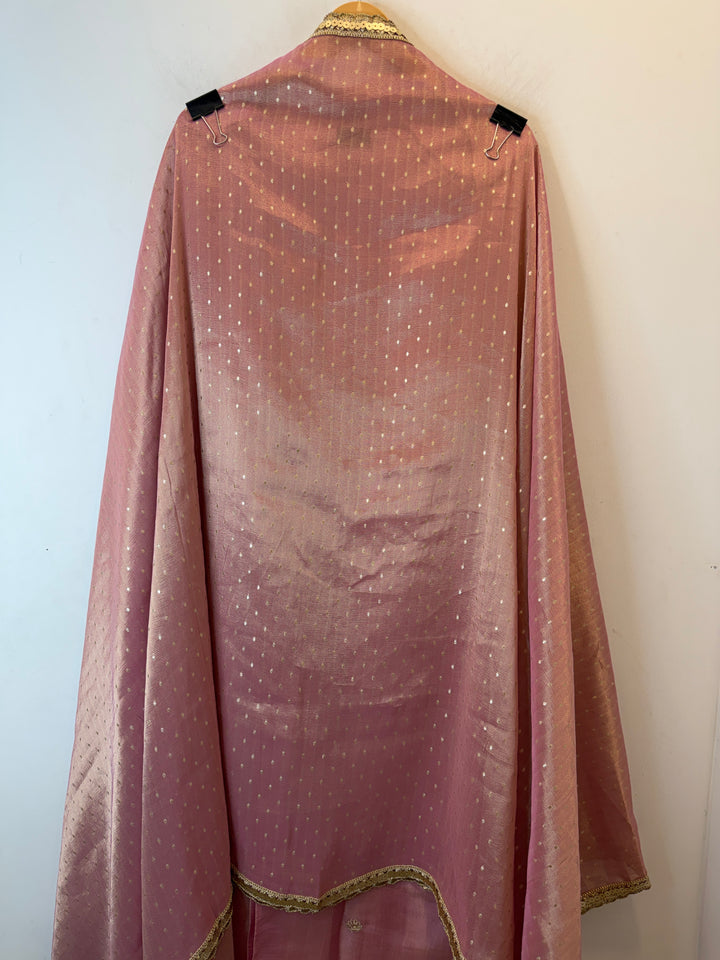 Zarifa – Self-Weaved Tissue Suit