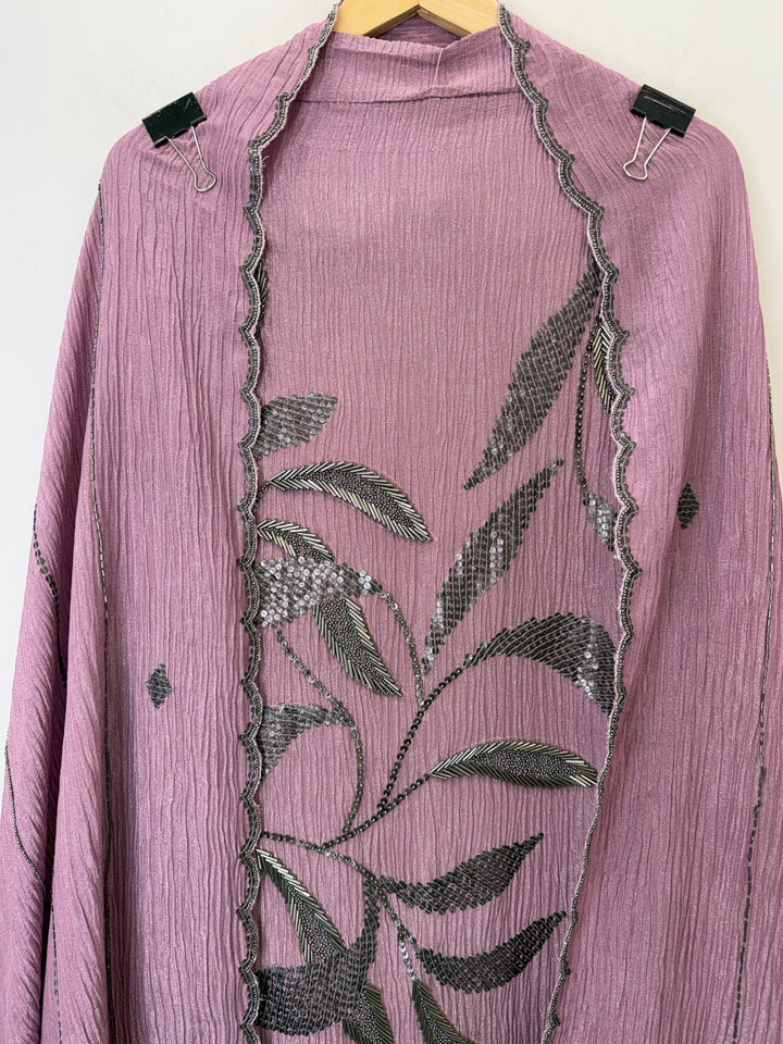 Kiyara – Crushed Tissue Metallic Handwork Suit