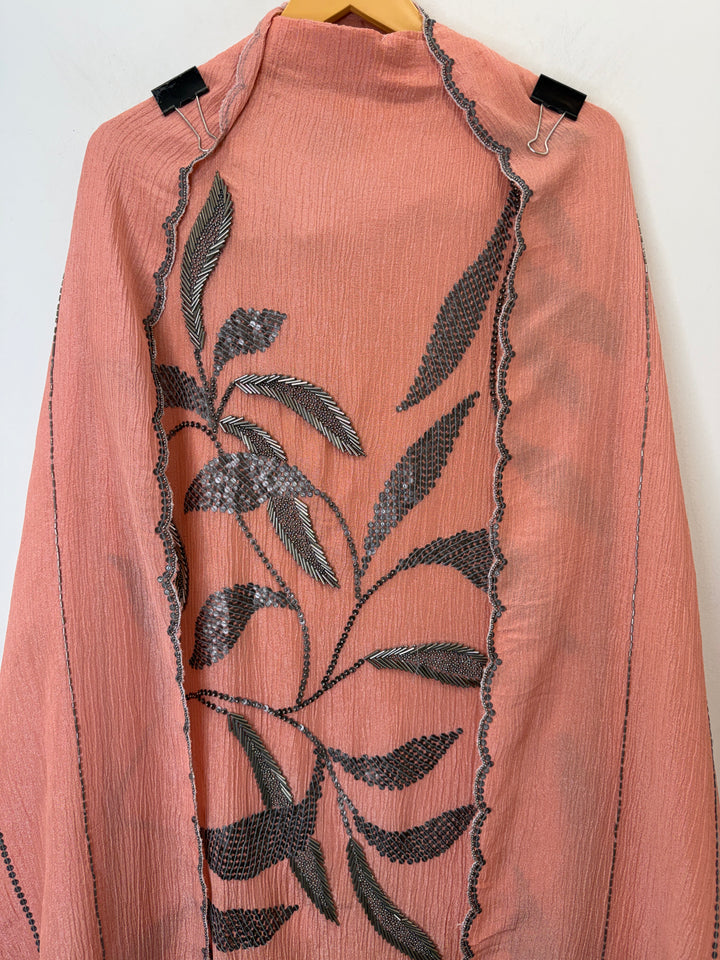 Kiyara – Crushed Tissue Metallic Handwork Suit