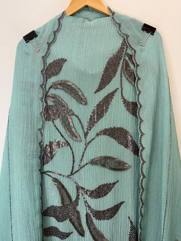 Kiyara – Crushed Tissue Metallic Handwork Suit