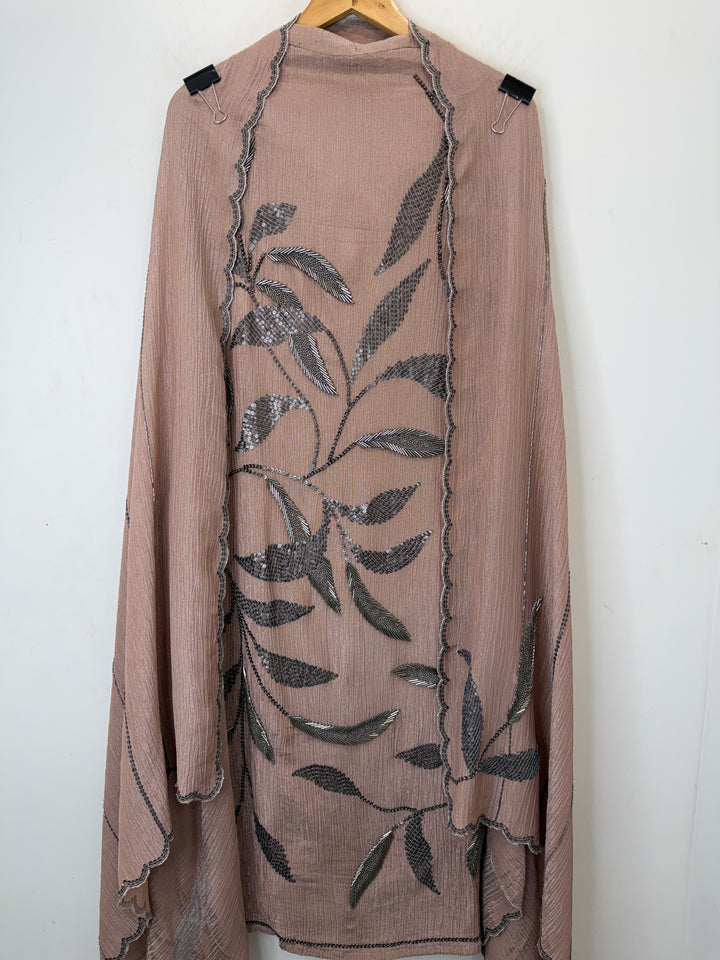 Kiyara – Crushed Tissue Metallic Handwork Suit