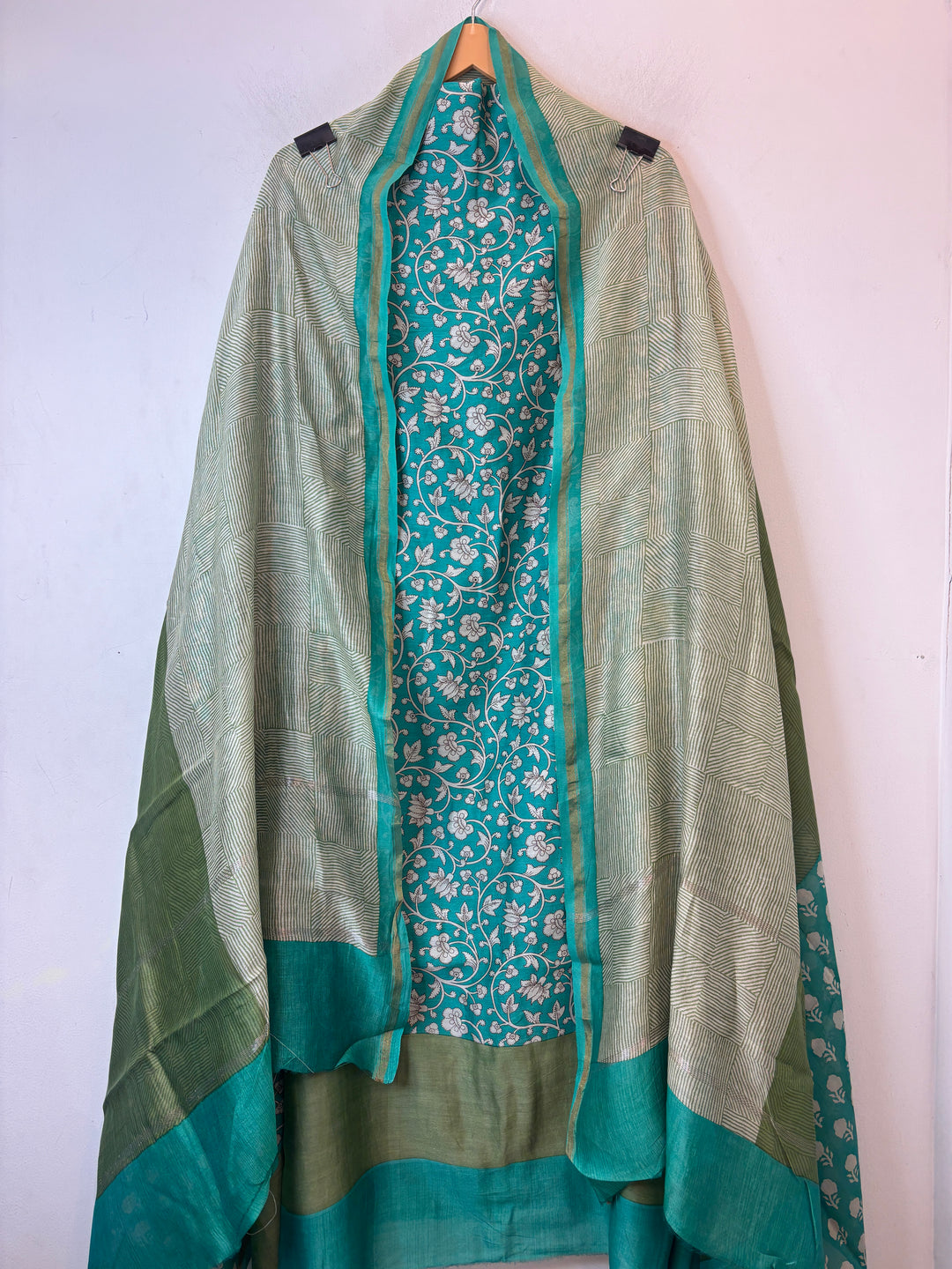 Blue Maheshwari Printed Suit Set with Booti Dupatta