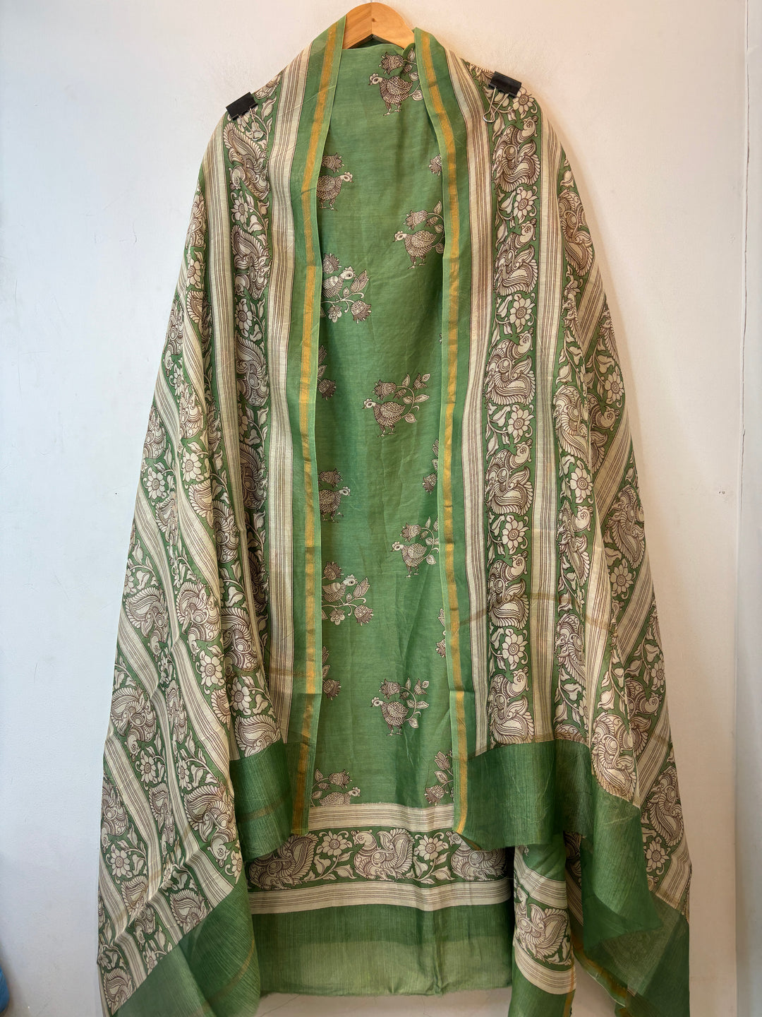Green Maheshwari Suit Set with Peacock Work &amp; Printed Booties