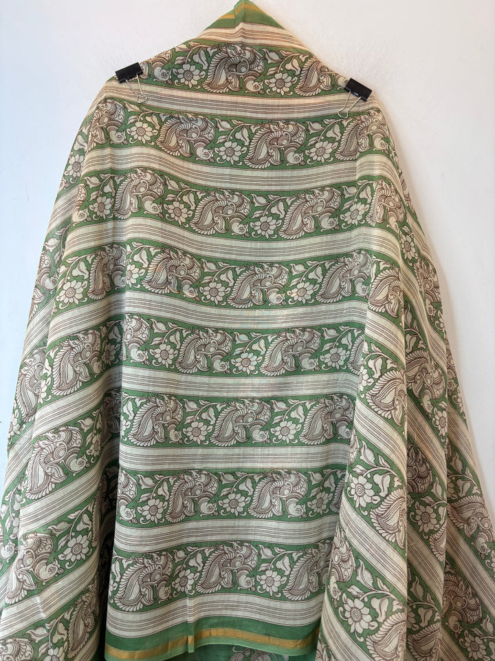 Green Maheshwari Suit Set with Peacock Work &amp; Printed Booties