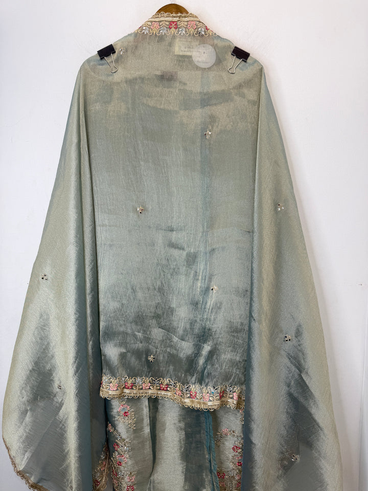 Zarveen – Tissue Zari Mirror Suit