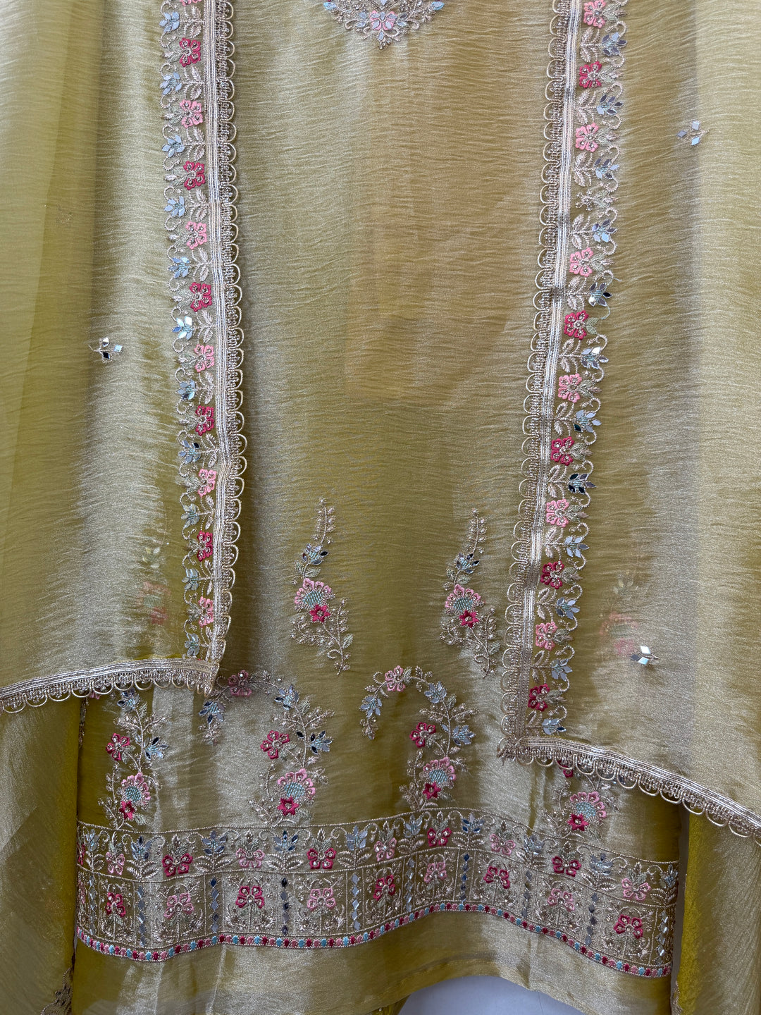 Zarveen – Tissue Zari Mirror Suit