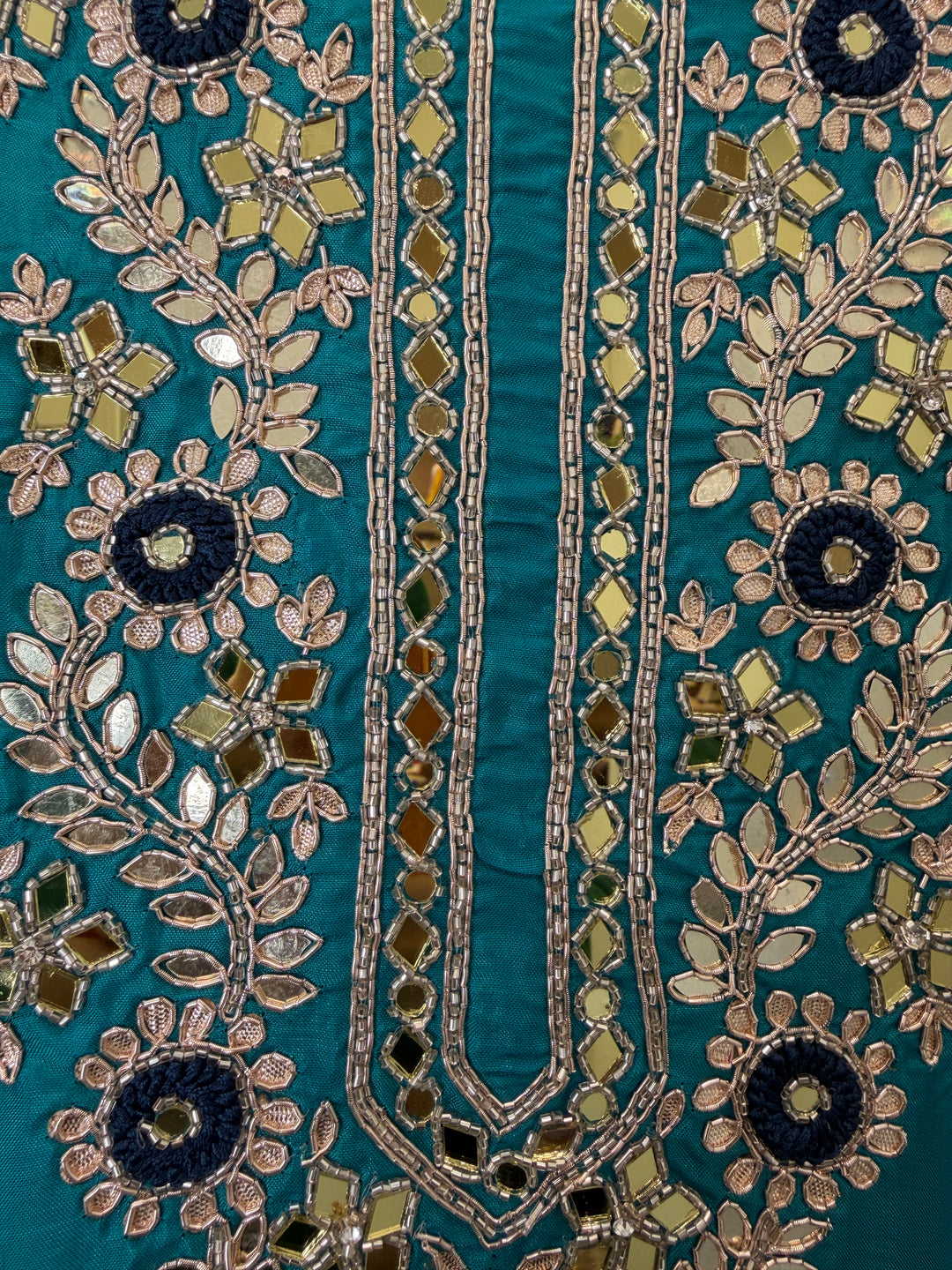 Rivaya – Silk Ombre Handworked Suit