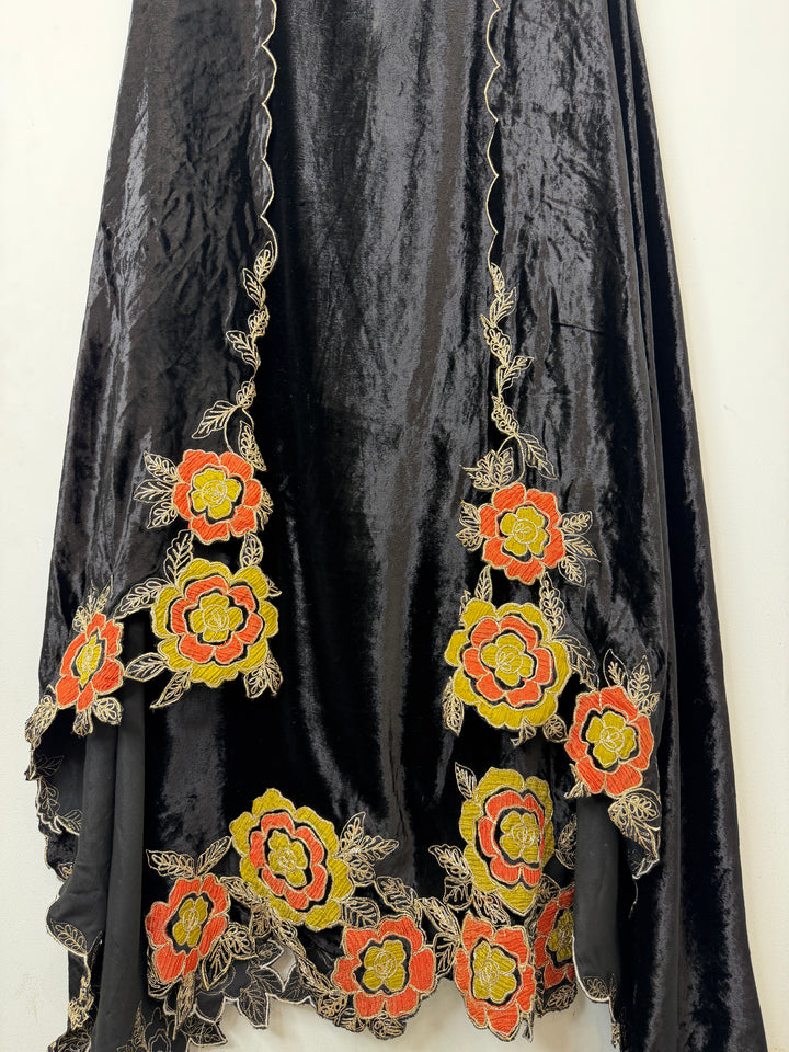 Arezza – Velvet Appliqué Handworked Set