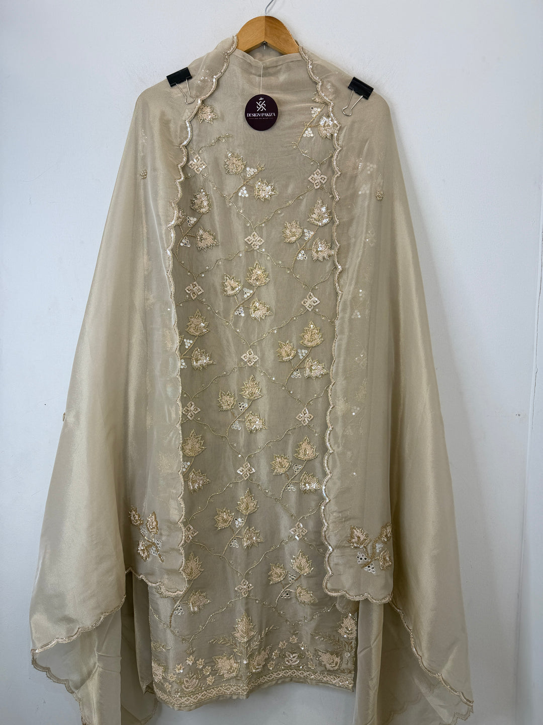 Elvira – Tissue Handworked Suit