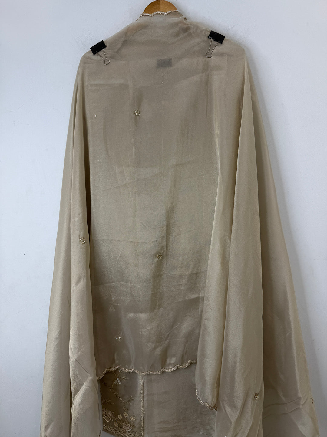 Elvira – Tissue Handworked Suit