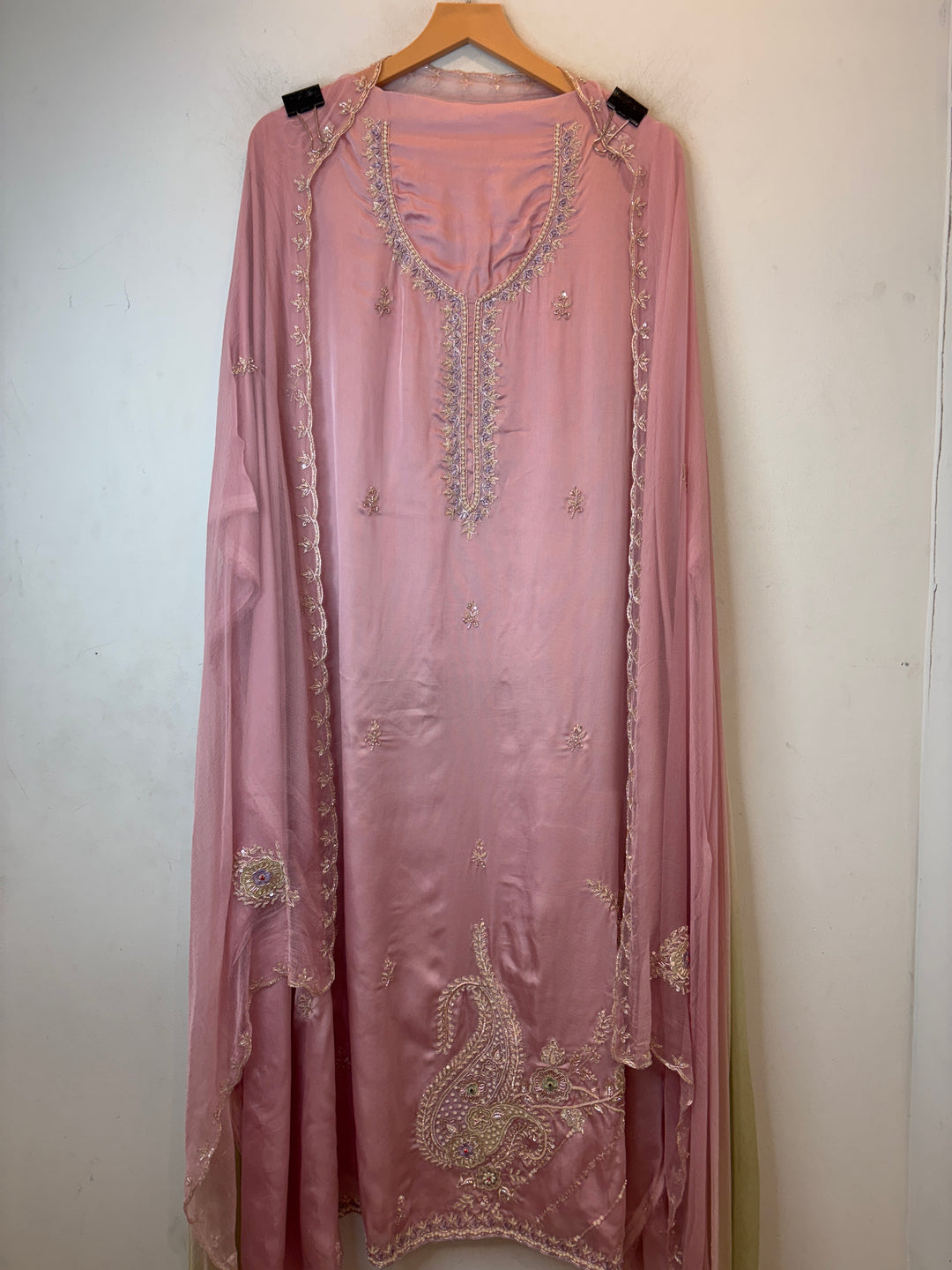 Lilac Satin Organza Unstitched Suit Set with Aari work &amp; Ombre Chinon Dupatta