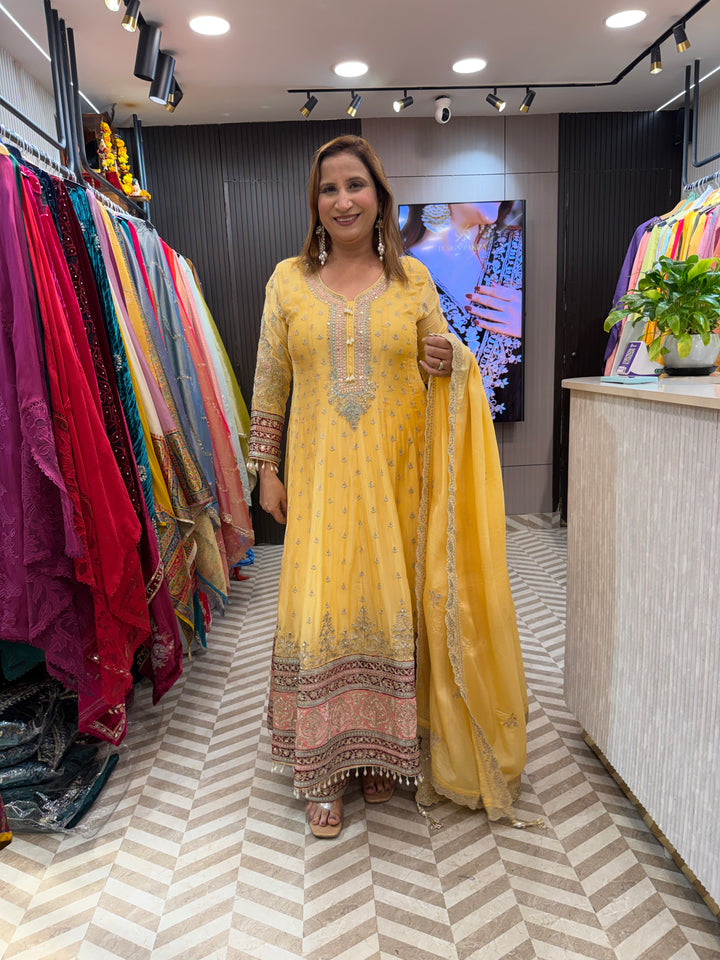 Zarvella – Chinon Zari Anarkali Set