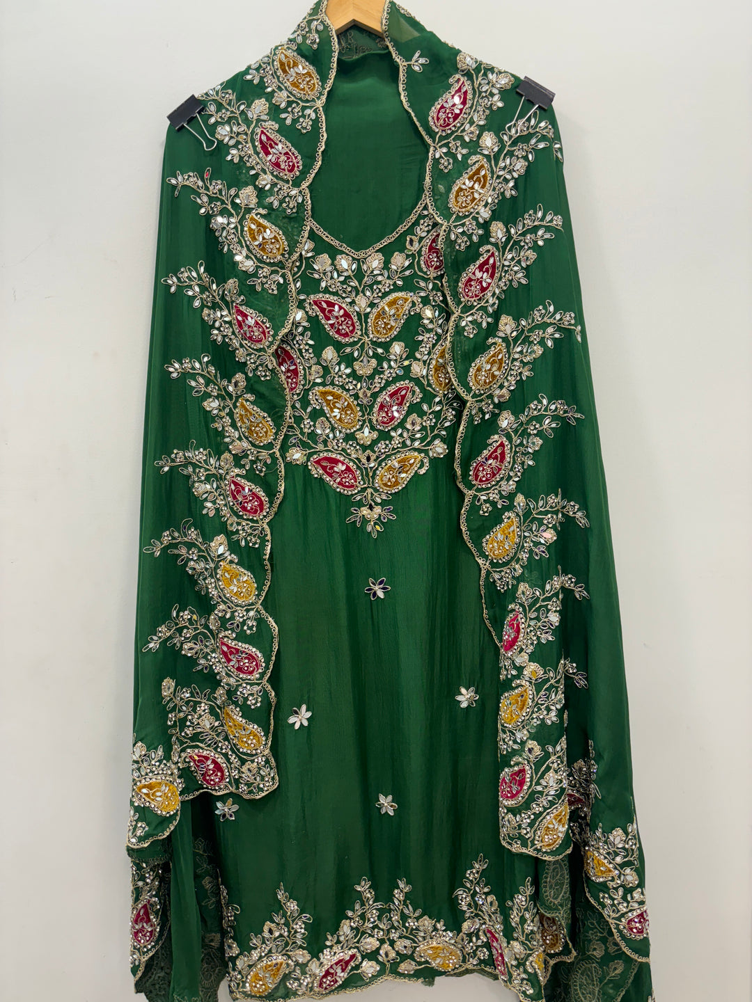 Green Luxury Organza Unstitched Suit with Mirror &amp; Velvet Paisley Work