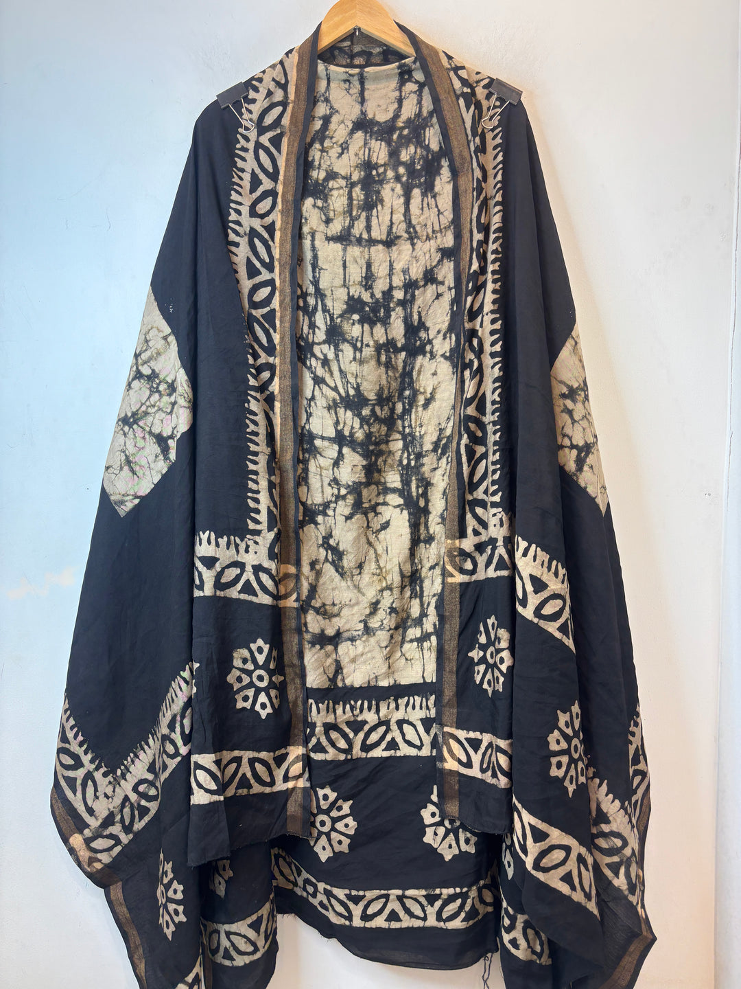 Black Maheshwari Batik Printed Unstitched Suit Set MB04