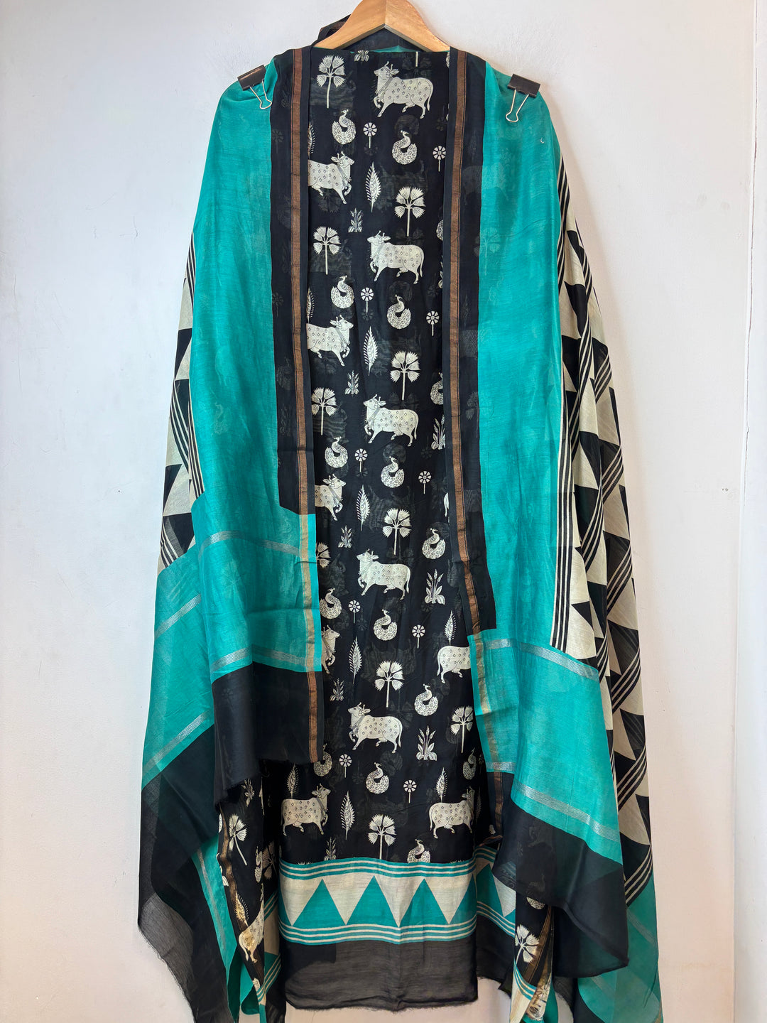 Green Maheshwari Pichwai Printed Unstitched Suit Set