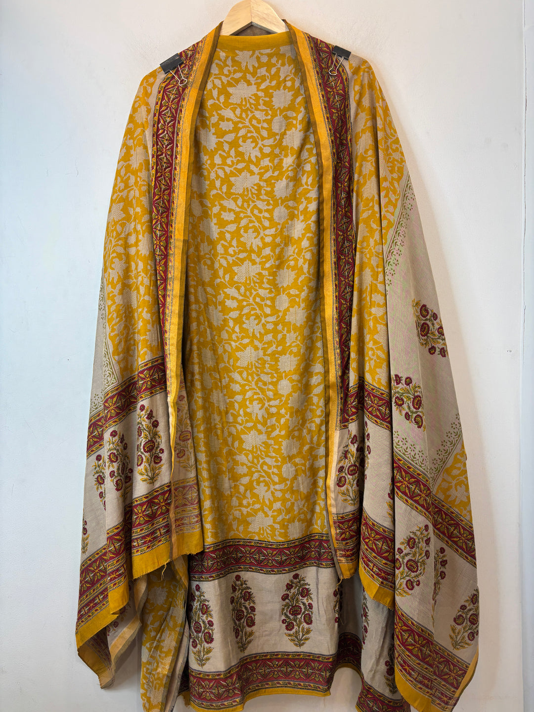 Yellow Maheshwari Printed Unstitched Suit Set DBPM03