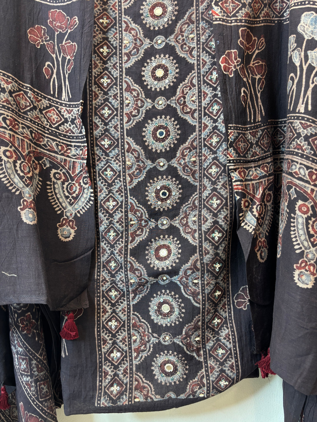 Aarini – Black Mul Chanderi Ajrakh Handwork Suit
