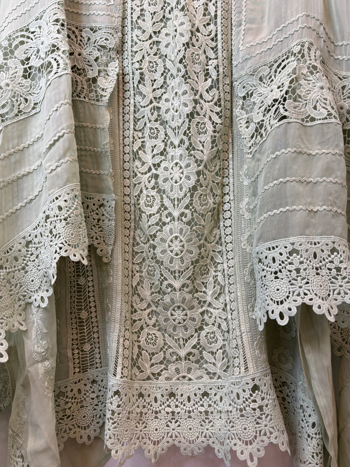Aplira – Green Georgette Appliqué Embroidered Suit