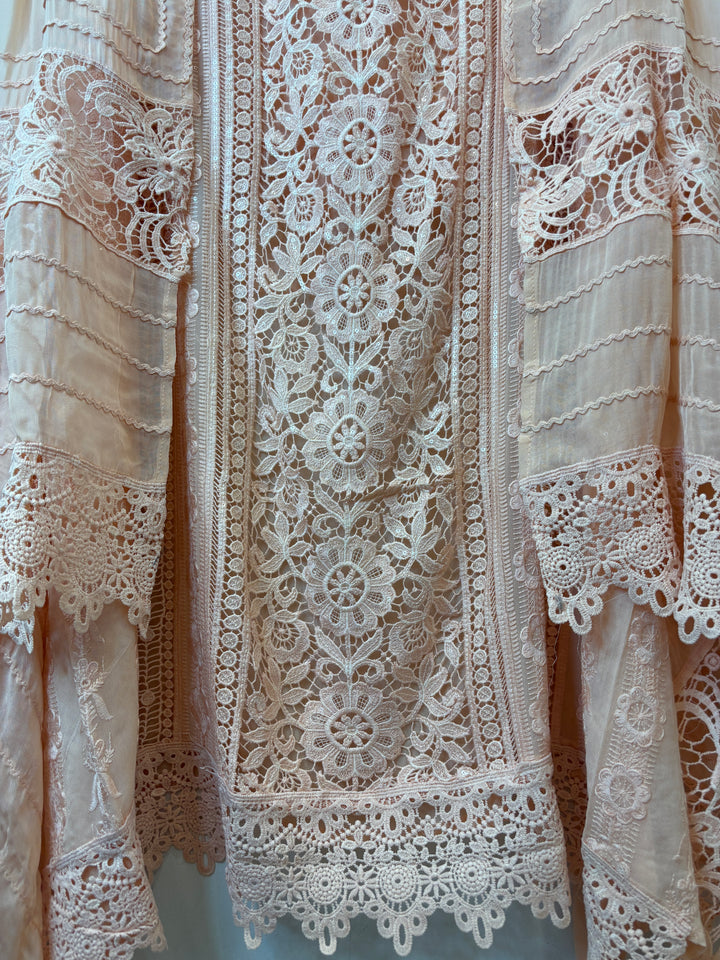 Aplira – Peach Georgette Appliqué Embroidered Suit