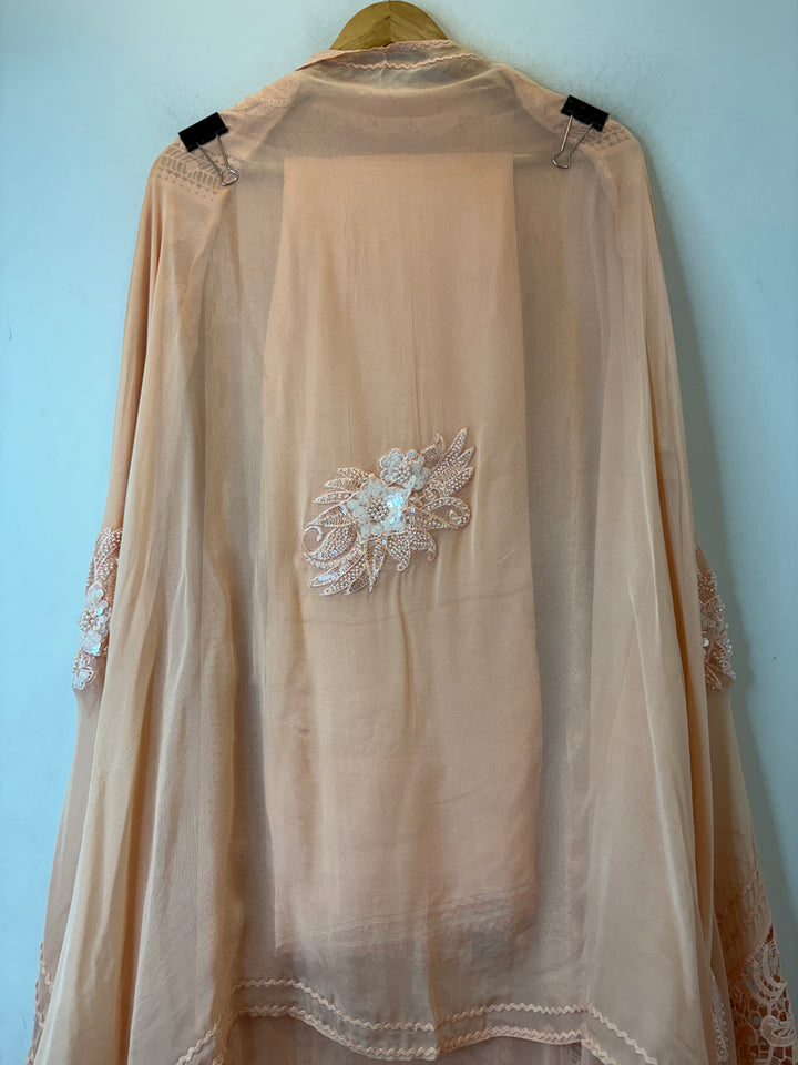 Aplira – Peach Georgette Appliqué Embroidered Suit