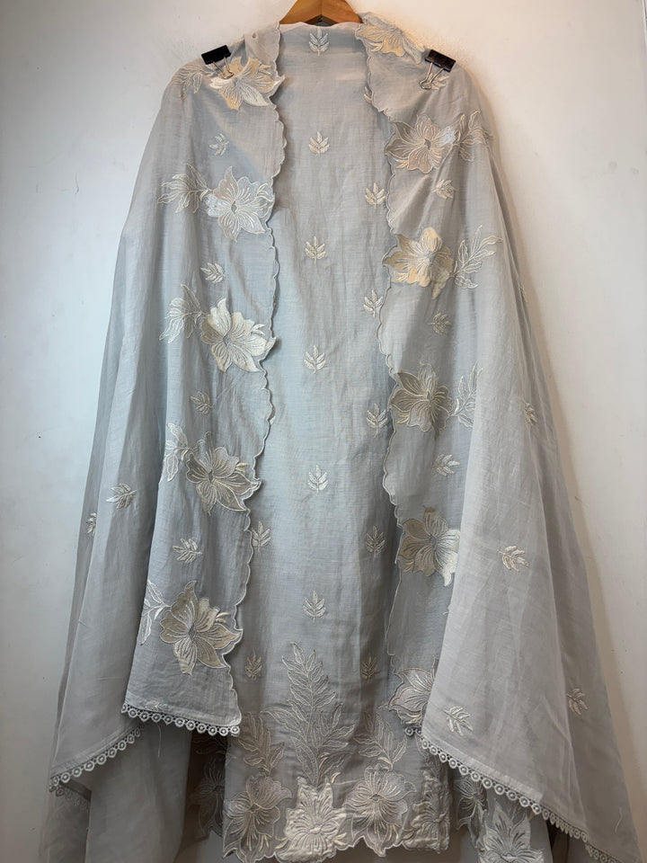 Zareen – Grey Mul Chanderi Embroidered Suit