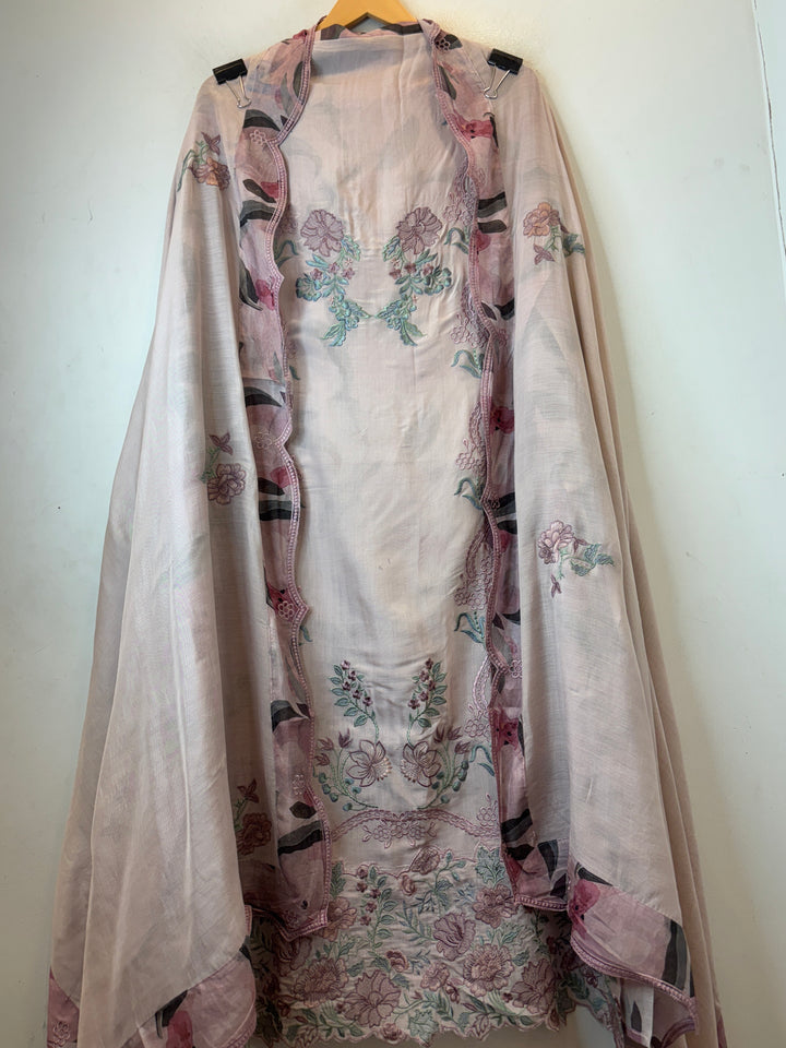 Noorika – Pink Mul Chanderi Embroidered Suit