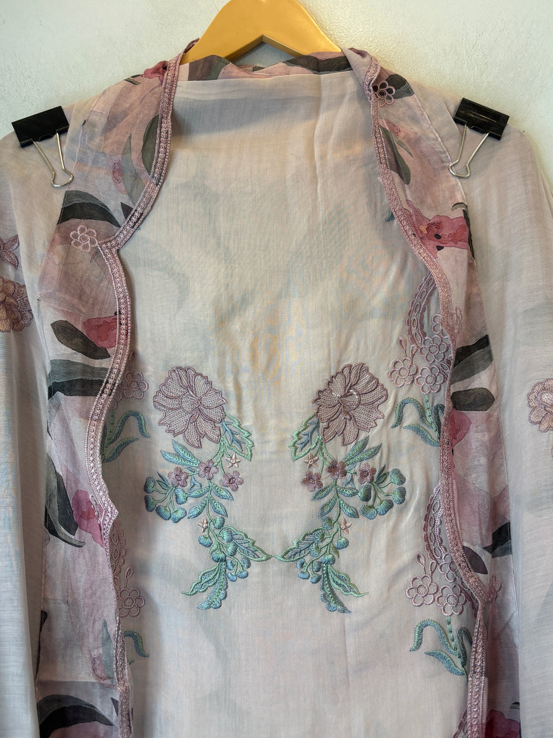 Noorika – Pink Mul Chanderi Embroidered Suit