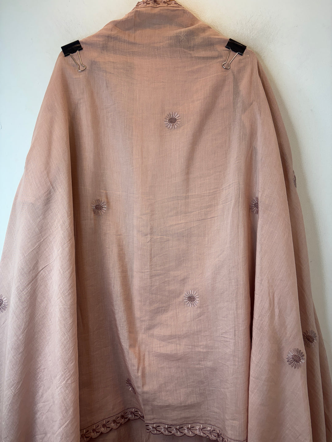 Gulbano – Peach Mul Chanderi Cutwork Embroidered Suit