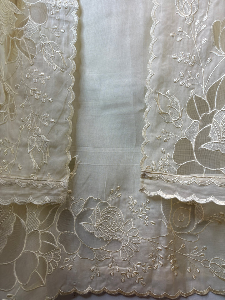 Mehrunnisa – Ivory Mul Chanderi Embroidered Suit