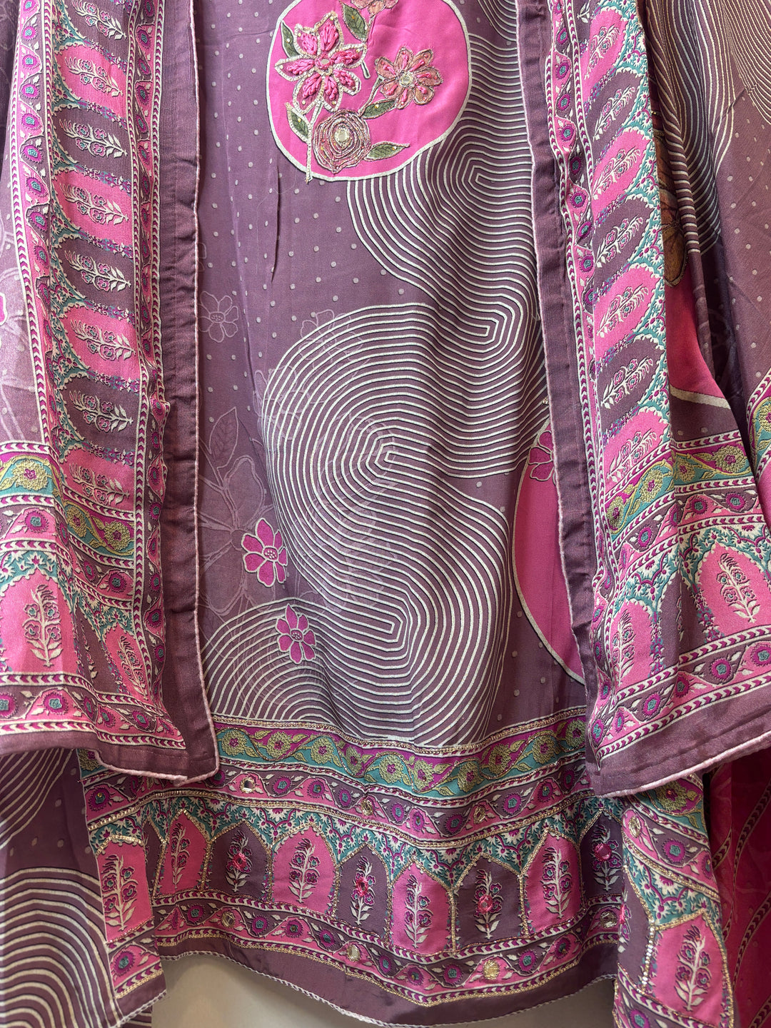 Mayura – Orchid Pink Crepe Digital Print Suit