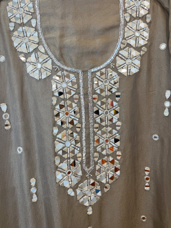Rivana – Tissue Burberry Mirror Handwork Suit