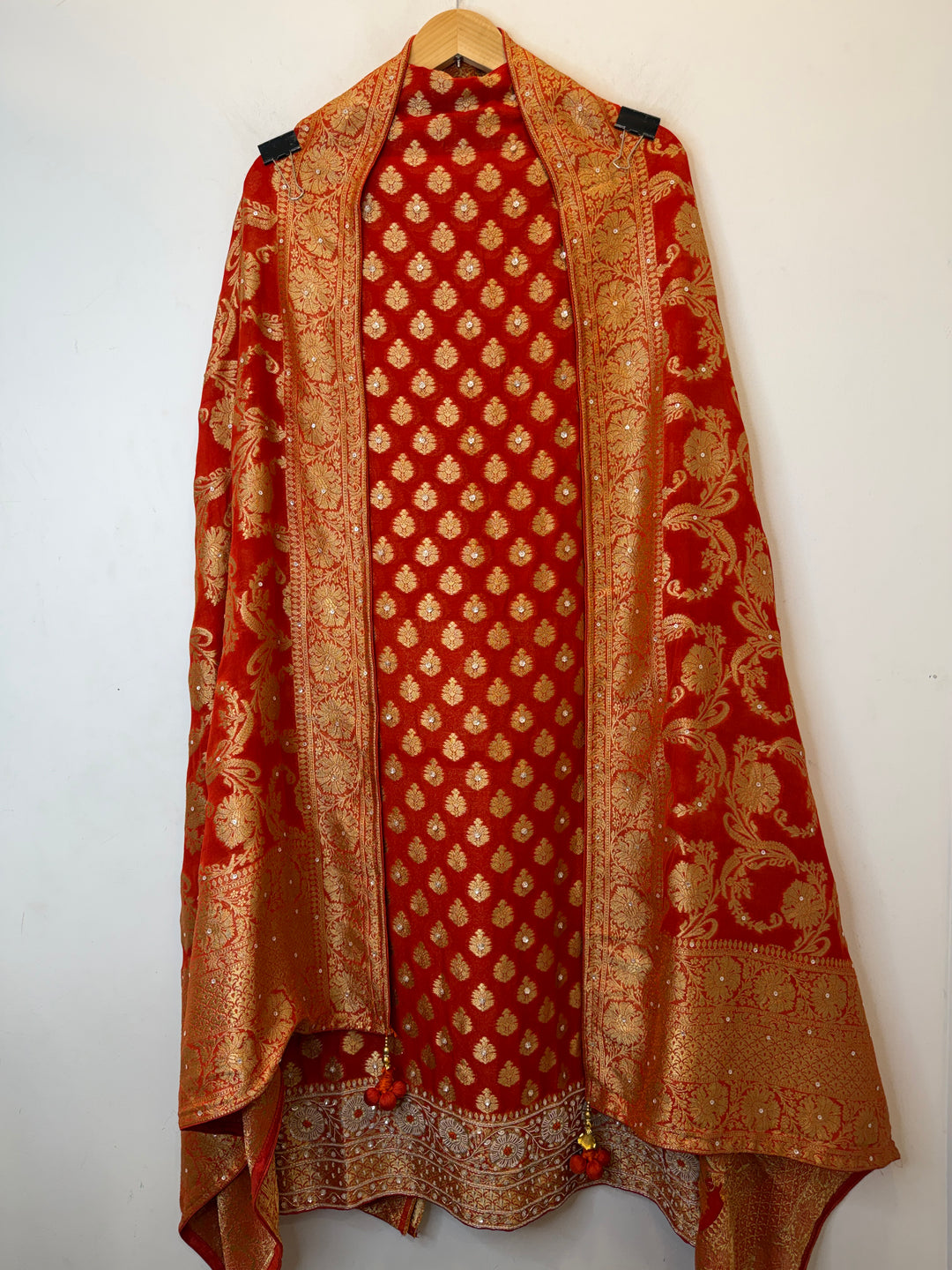 Zareya – Rust Orange Khadi Georgette &amp; Brocade Handwork Suit