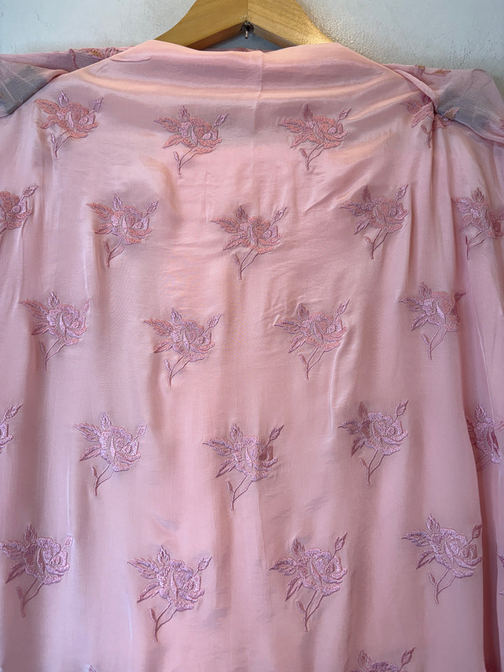 Gulrose – Pink Crepe Embroidered Suit