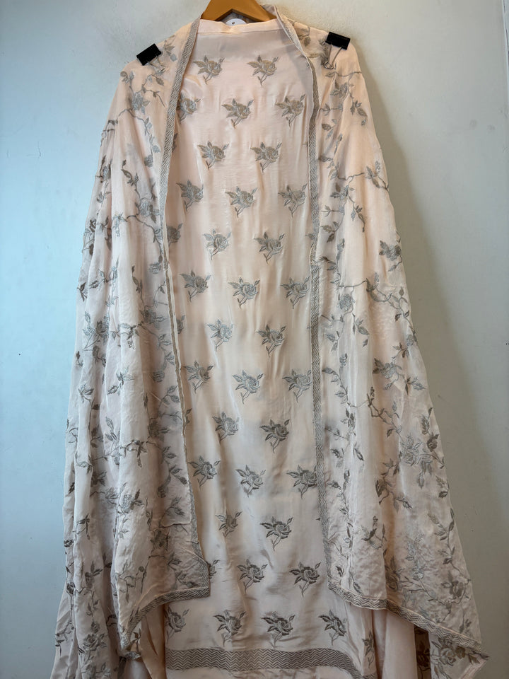 Gulrose – Light Peach Crepe Embroidered Suit