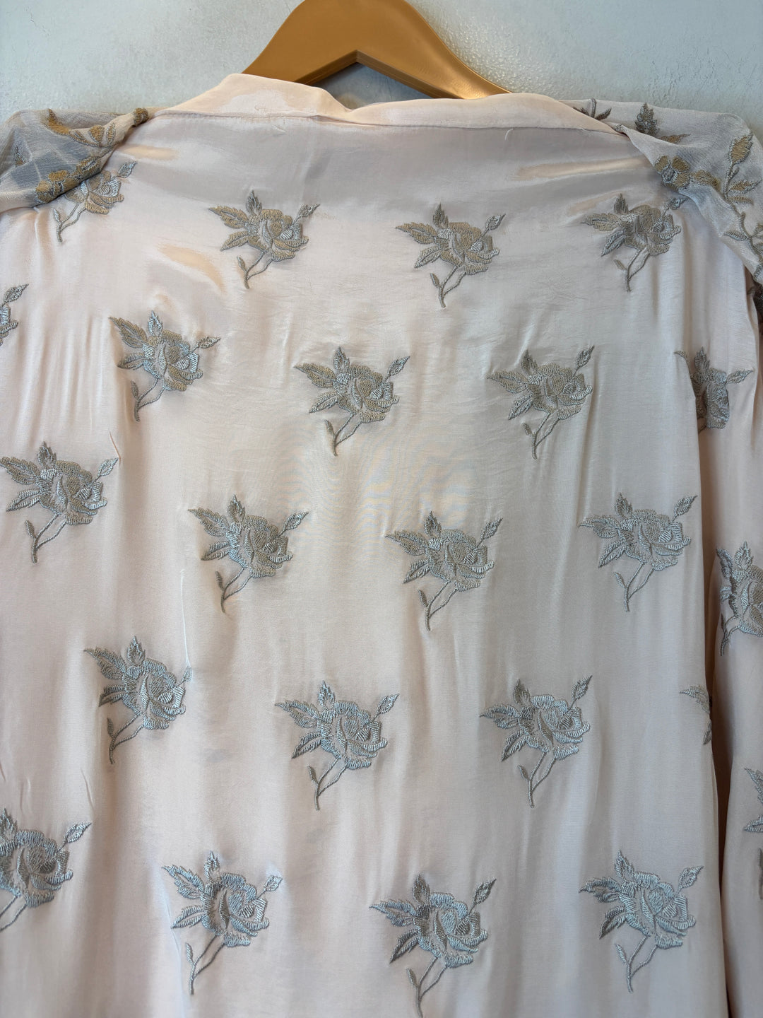 Gulrose – Light Peach Crepe Embroidered Suit